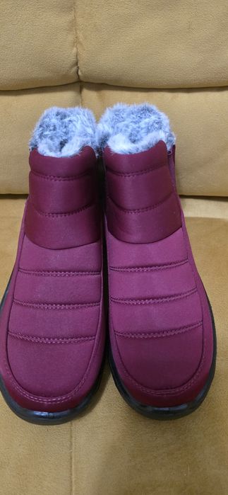 Полусапожки тёплые.