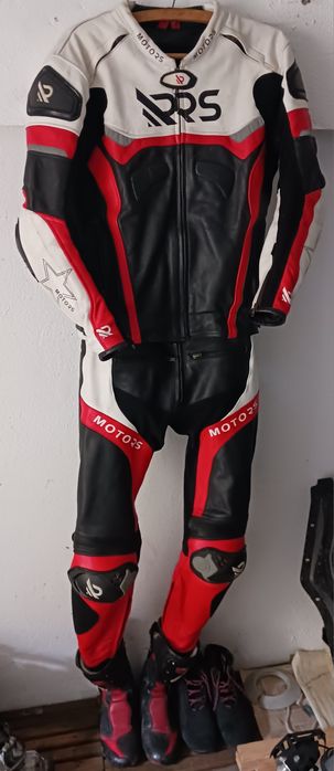 Costum moto cu cocoasa din 2  piese piele naturala