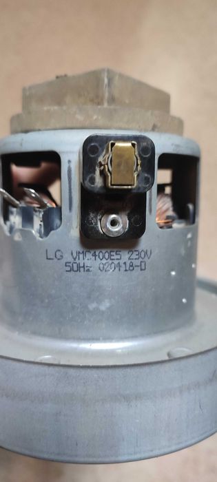 Продам двигатели от пылесоса