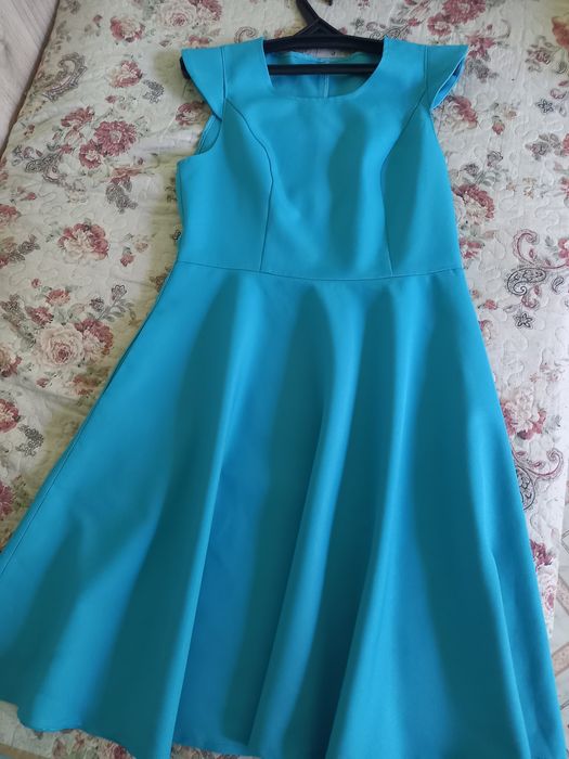 Продам школьную форму