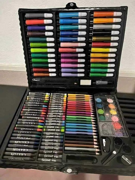 Голям комплект за рисуване