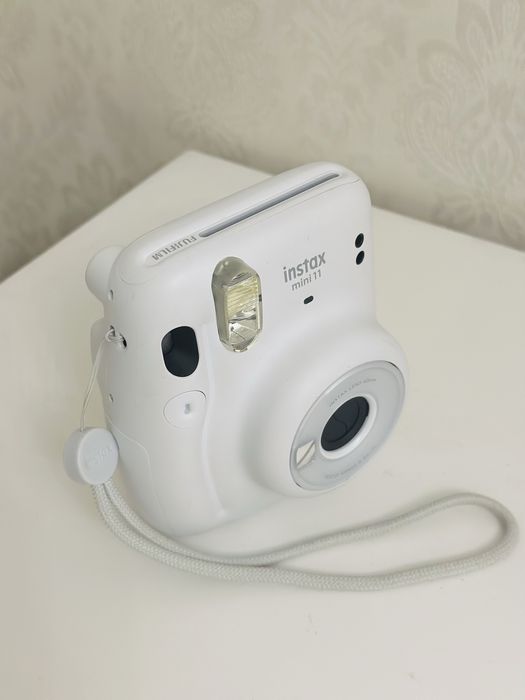 фотоаппарат Fujifilm Instax Mini 11