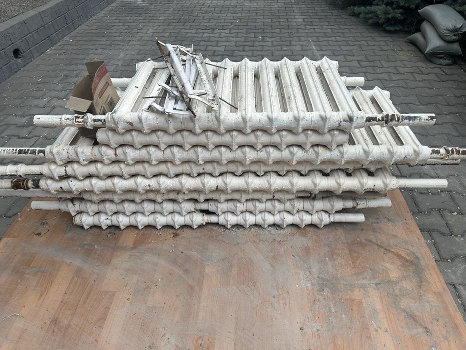 Продам чугунные батарей в рабочем состояний.