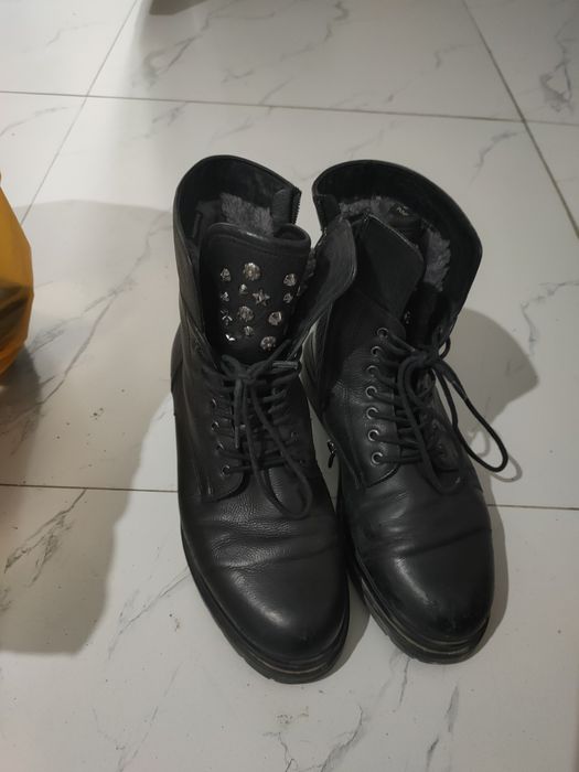 Зимний ботинки 3500тг  38размер