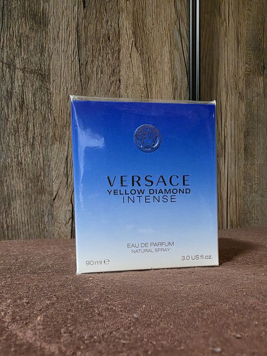 Apa de parfum pentru femei Versace Yellow Diamon