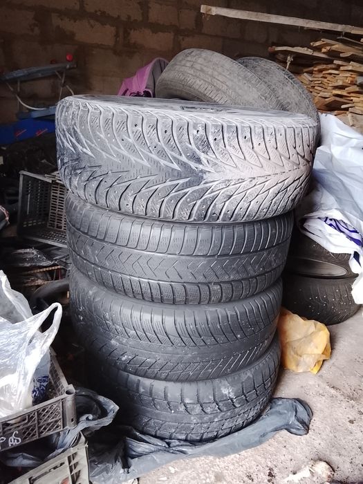 Тайота Хайландер