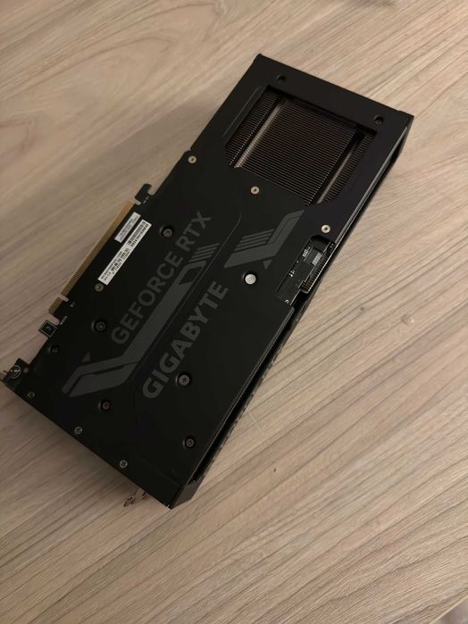 GIGABYTE GeForce RTX 4070 Windforce OC 12GB