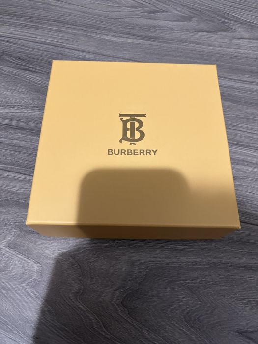Curea burberry 125 cm