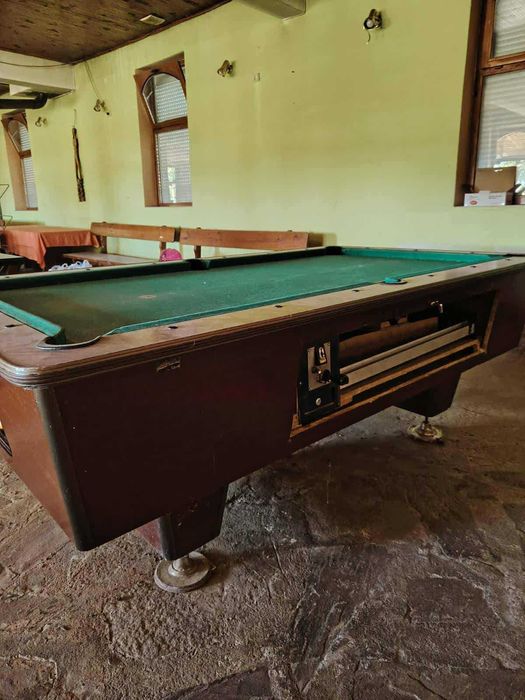 Басейн, баварски маси с пейки комплект, тенис маса и билярд