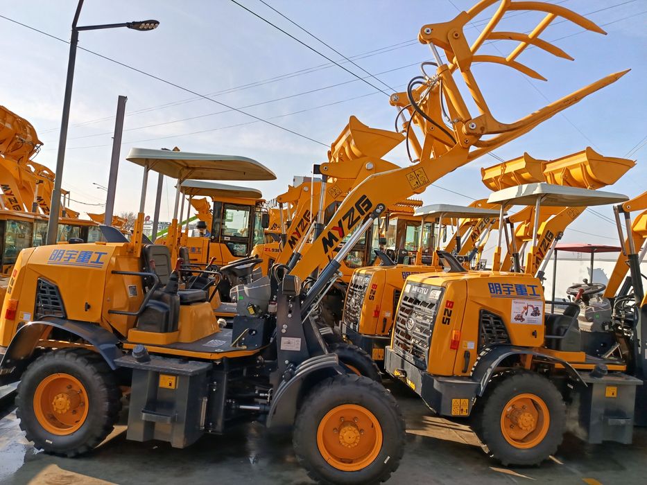 Фронтальная погрузчик