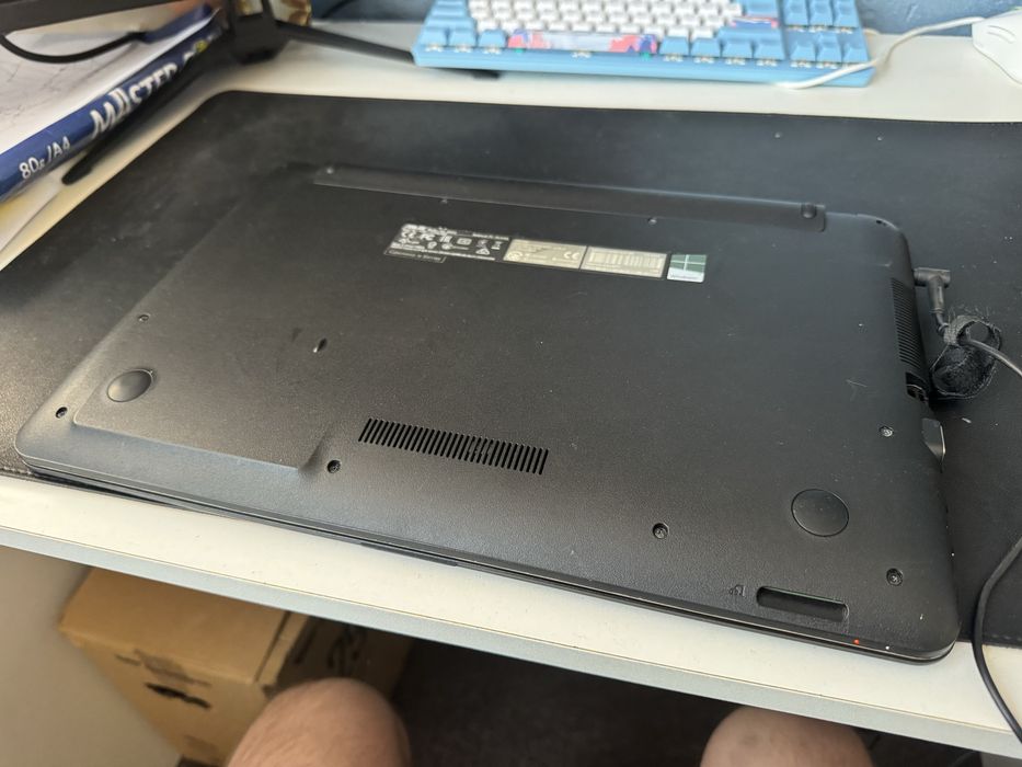 Продам ноутбук ASUS CORE I5 7200 SSD