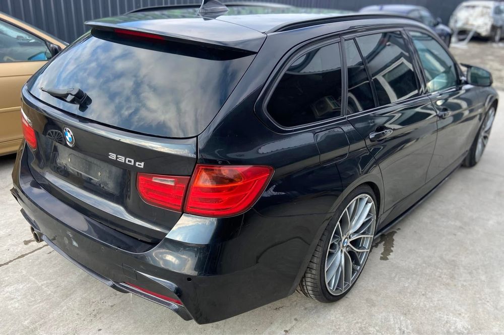 Dezmembrez BMW 330d F31 N57 258cp M-Pack,Xenon,NBT,Panoramic,recaro