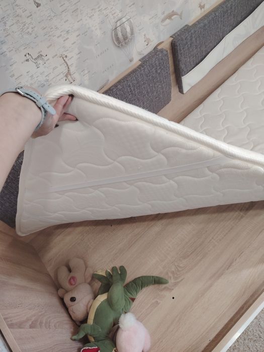 Продам топпер. Белый