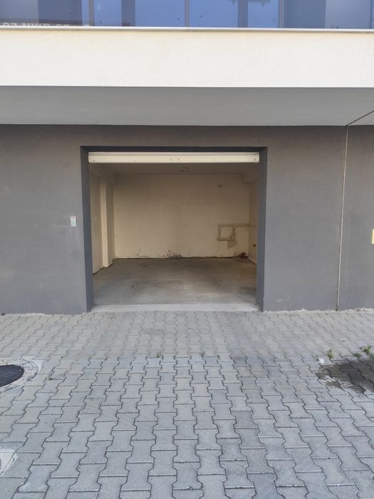 Дава се под наем Гараж / Паркомясто в Кърджали, Възрожденци - 25 кв.м за 91.8 € - Снимка #2