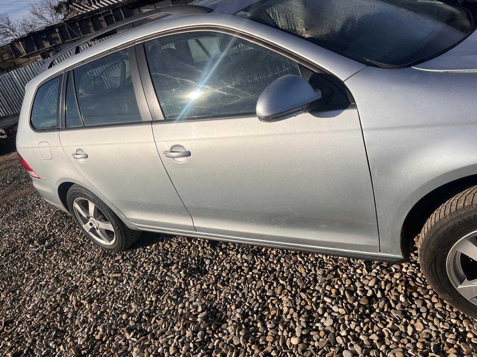 Stop, usa  VW Golf 5 break 2010 1.9