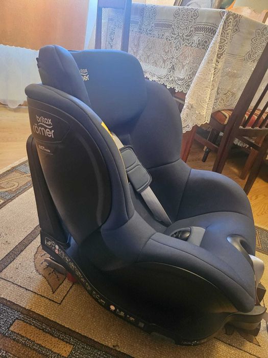 Scaun auto bebe 4 luni - 4 ani in stare impecabila isofix
