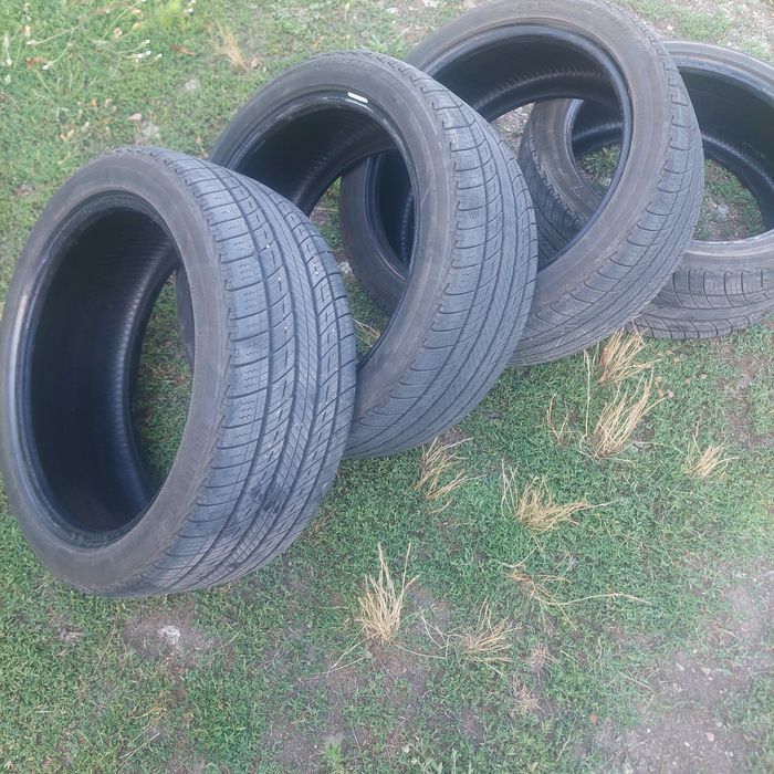 Гуми Uniroyal 245-40-18