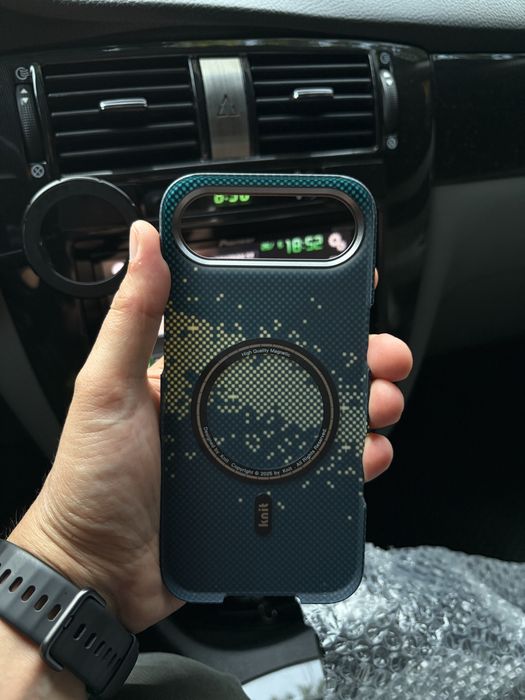Iphone 17 air chexol knit (pitaka lux)