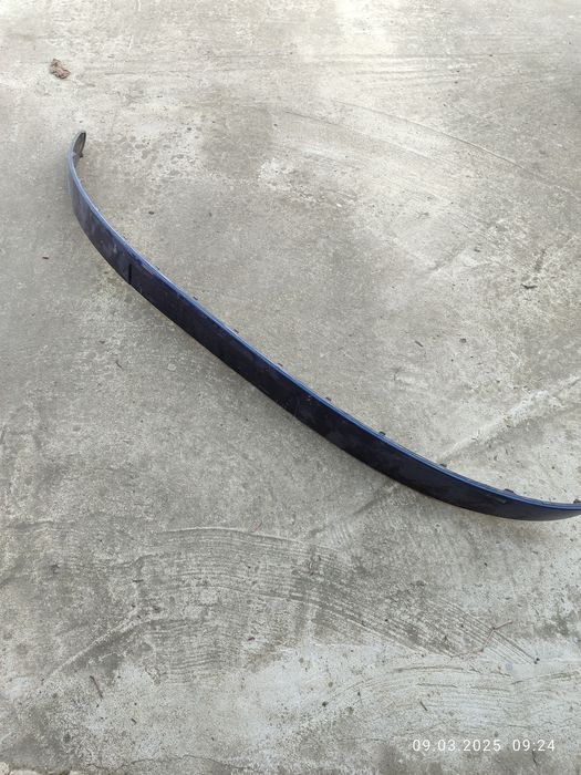 Продавам,предни лайсни за Vw Touran