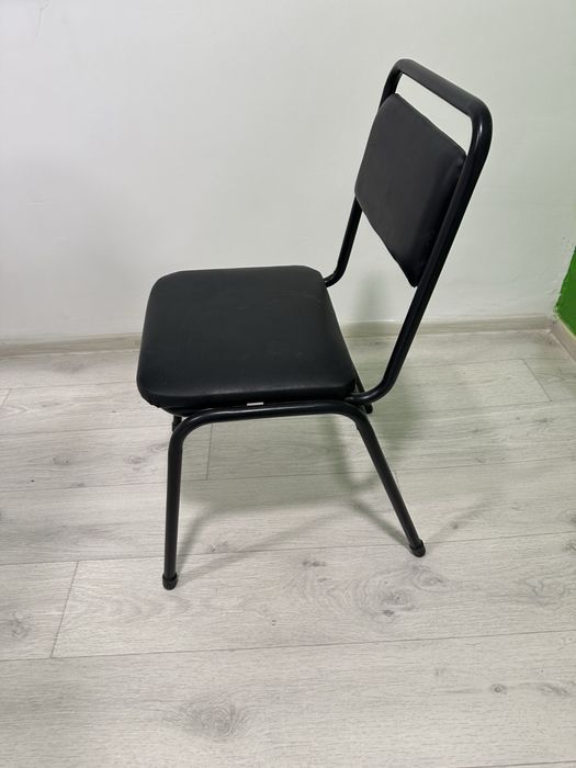 Продам стулья в отличном состоянии