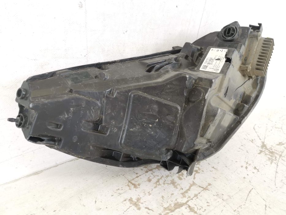 Ляв far Led Tesla Model 3 1 [ - ] Оригинален Повреден Lqv far Led Tesl