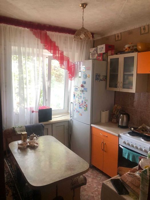 продается 3 ком квартира
