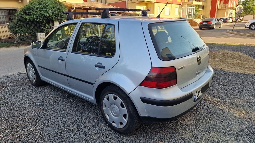 Vand Golf IV 2001, 1.6 MPI, GPL, foarte economica