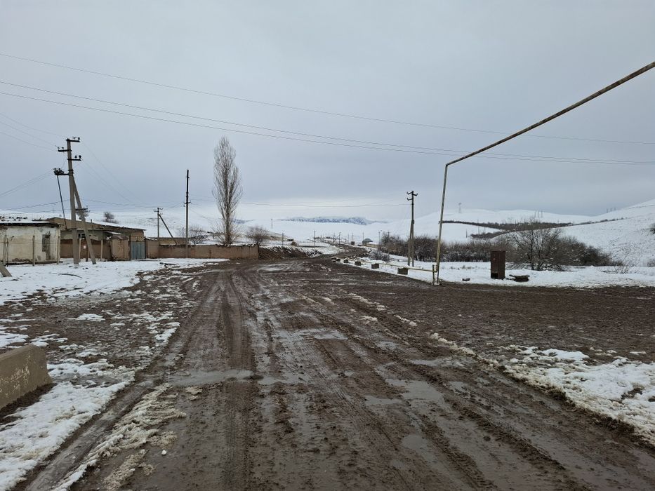 Чирчик! Про-ся 10-га Бывший кирпичный завод не жилой земельный участок