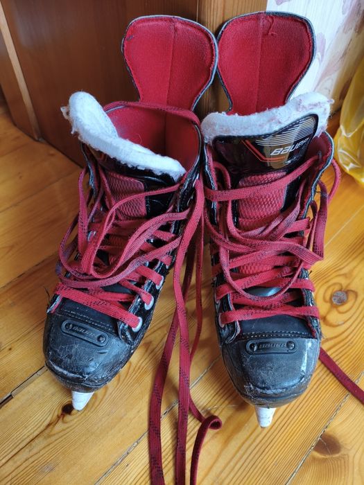 Коньки хоккейные BAUER