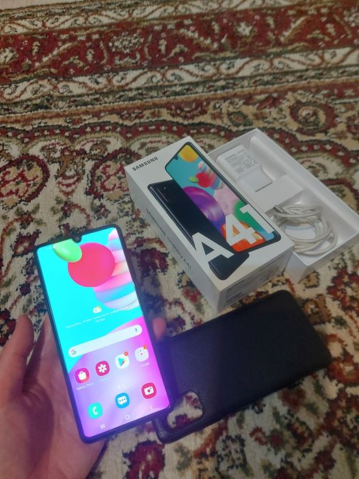 Самсунг А41 64гб Полный комплект