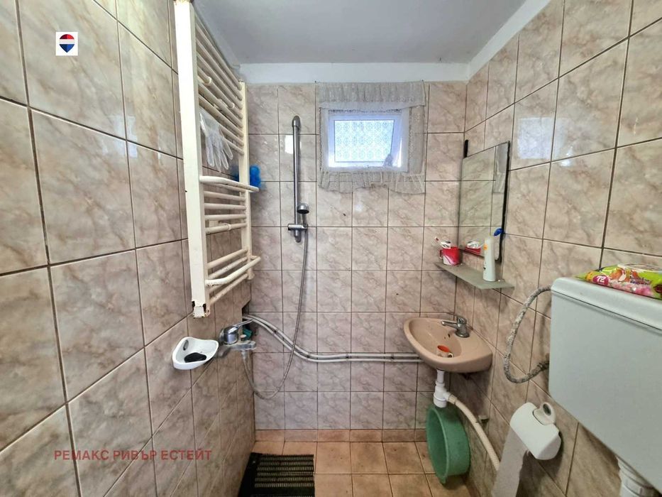 Две къщи в един двор за продажба с. Красен, обл. Русе