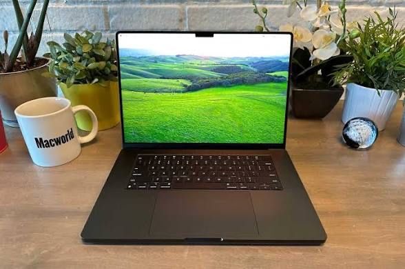 MacBook M3 Pro - 16”