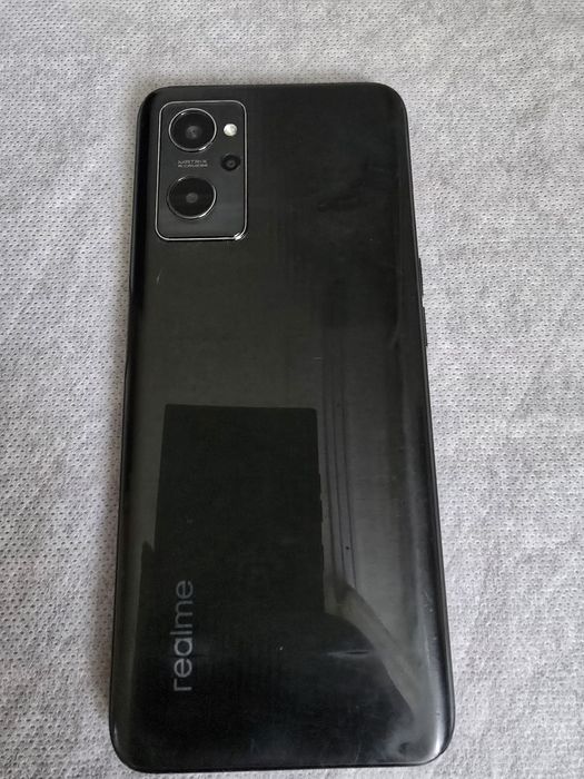 Продам смартфон realme 9i