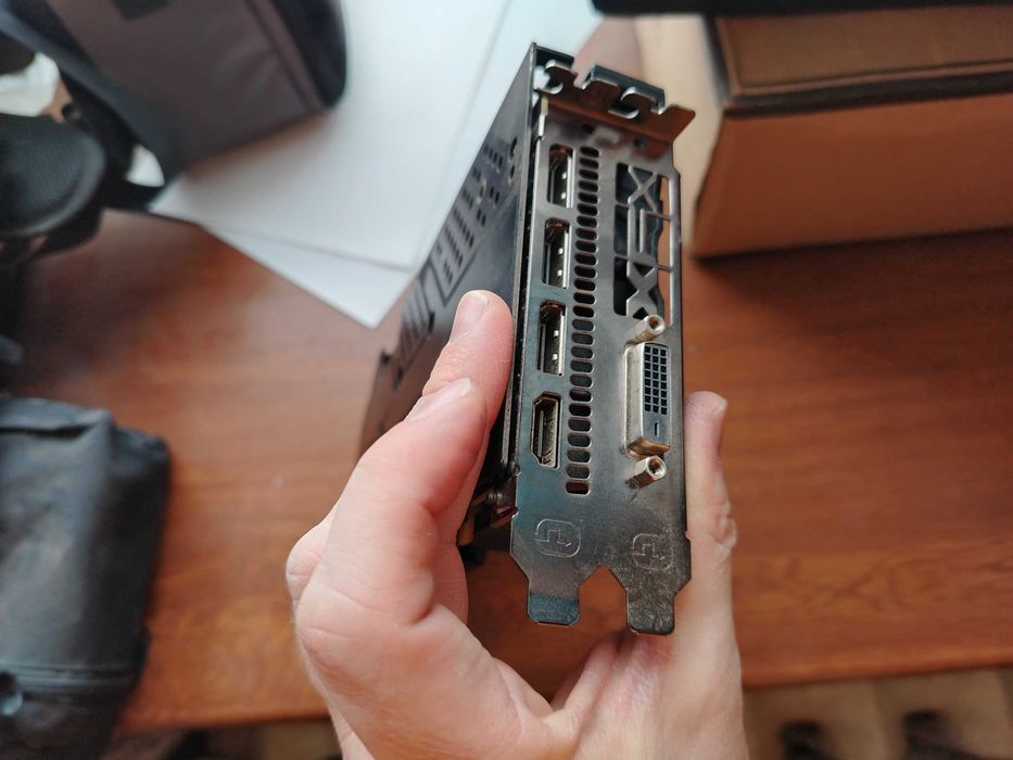 Видеокарта RADEON RX580 XFX 4 GB