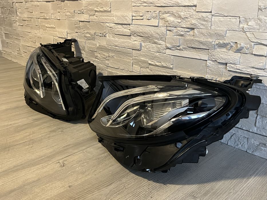 Set far stanga dreapta Mercedes E Class 213 Led Hight