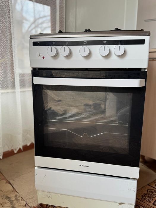 Продам газовую плиту