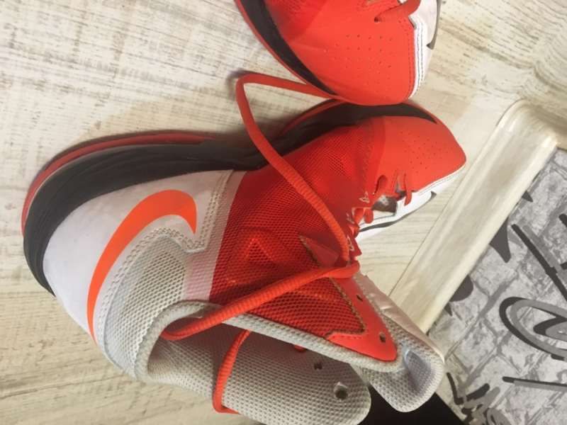 Маратонки NIKE AIR PRO VISION 45 номер-НОВИ