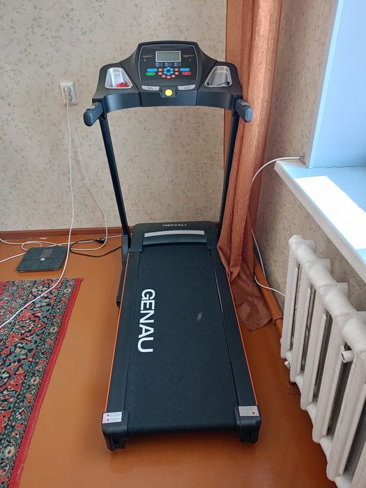 Беговая дорожка Genau TR50