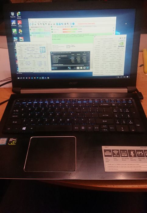 Laptop Acer Aspire 7 + Mouse Dell + 2 Incarcatoare Acer