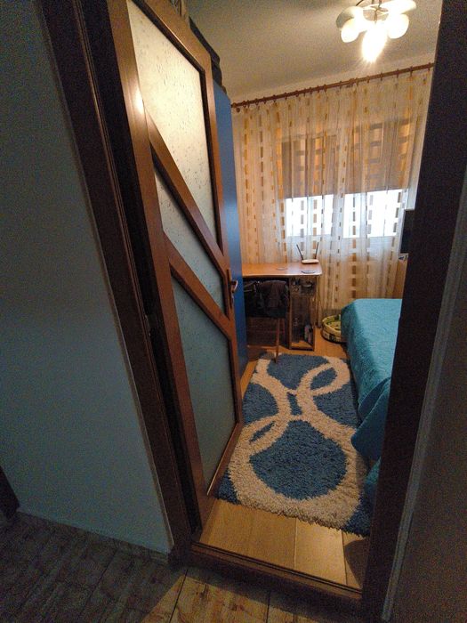 De vânzare  apartament 3 camere