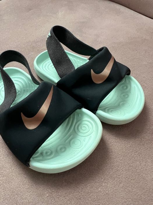 Slapi copii Nike marime 21