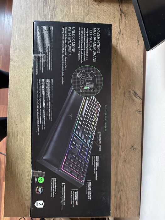 Vand tastatura Razer ORNATA V2