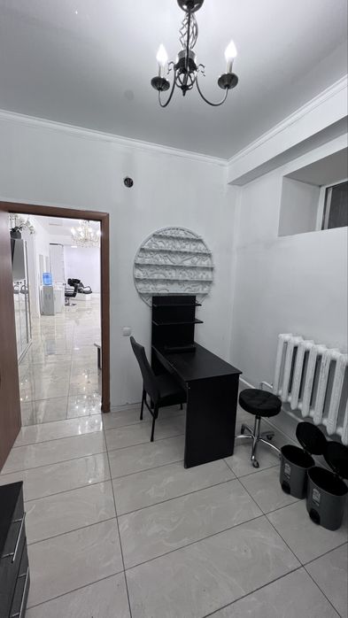 Сдам кабинет в салоне для мастера маникюра и педикюра