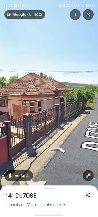 Vând casa în Pestisul Mare utilități și imbunatatiri