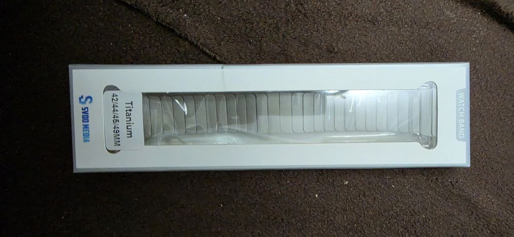 Apple Watch Ultra 2 Titanium ca nou