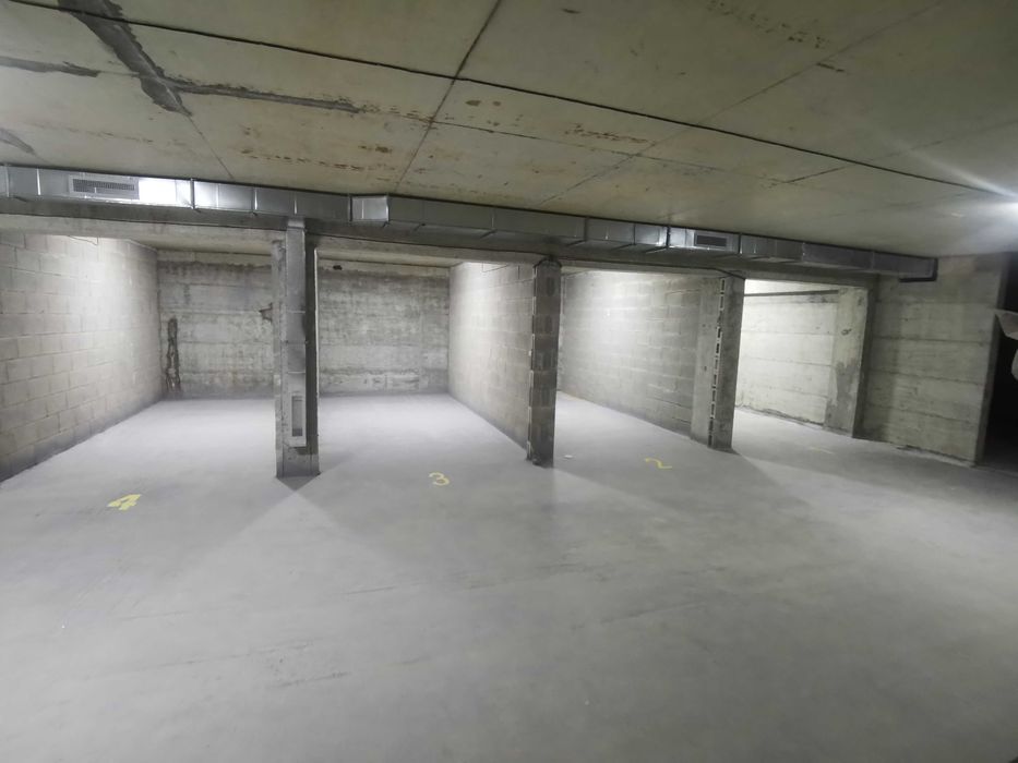 Дава се под наем Гараж / Паркомясто в Варна, Владислав Варненчик - 13 кв.м за 40.8 € - Снимка #3