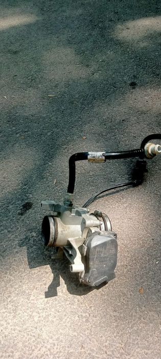 Дроссельная заслонка. Б/у оригинал