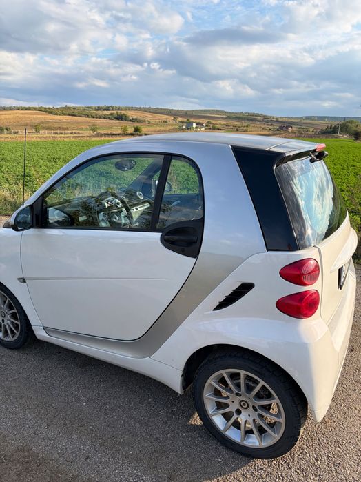 SMART Fortwo 2011 — imagine 3