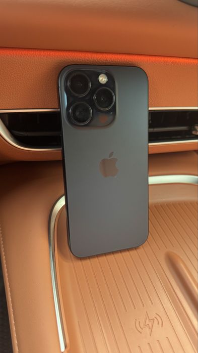 Продам iPhone 15 pro, 128 Gb