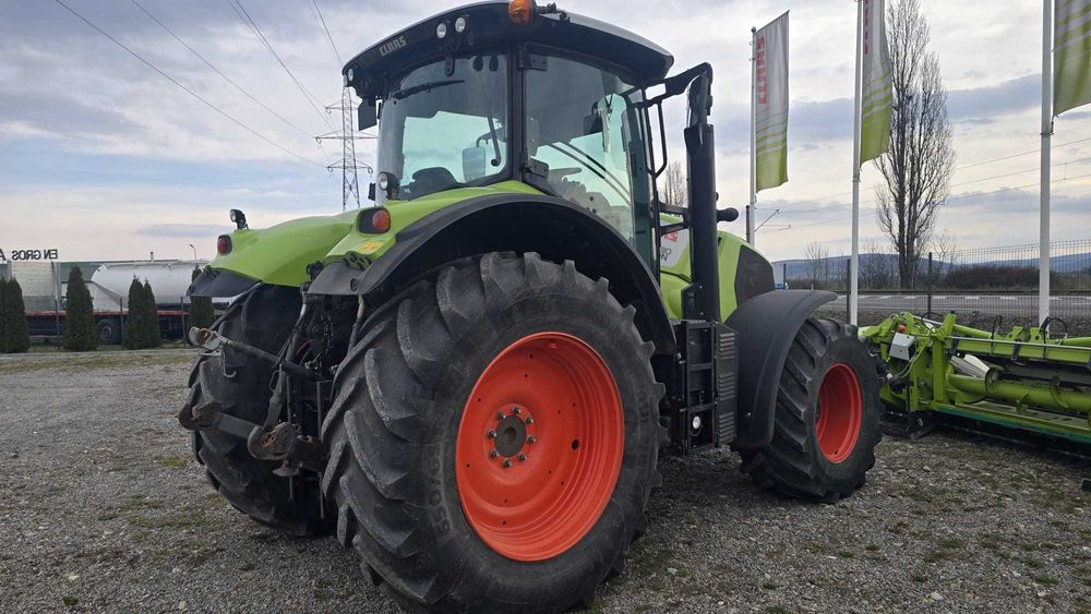 Tractor CLAAS Axion 810-PROMOTIE